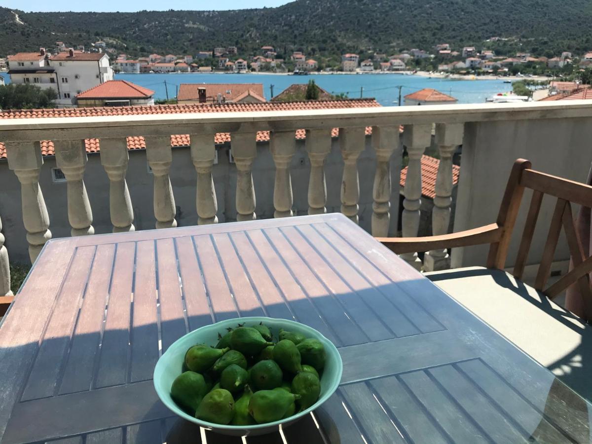 Vinišće Apartment Laguna מראה חיצוני תמונה