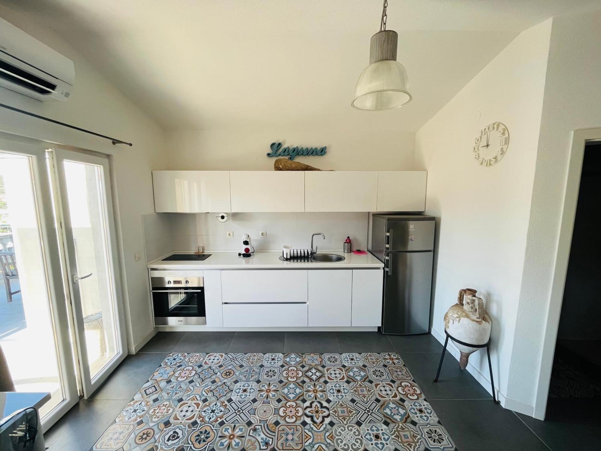 Vinišće Apartment Laguna מראה חיצוני תמונה